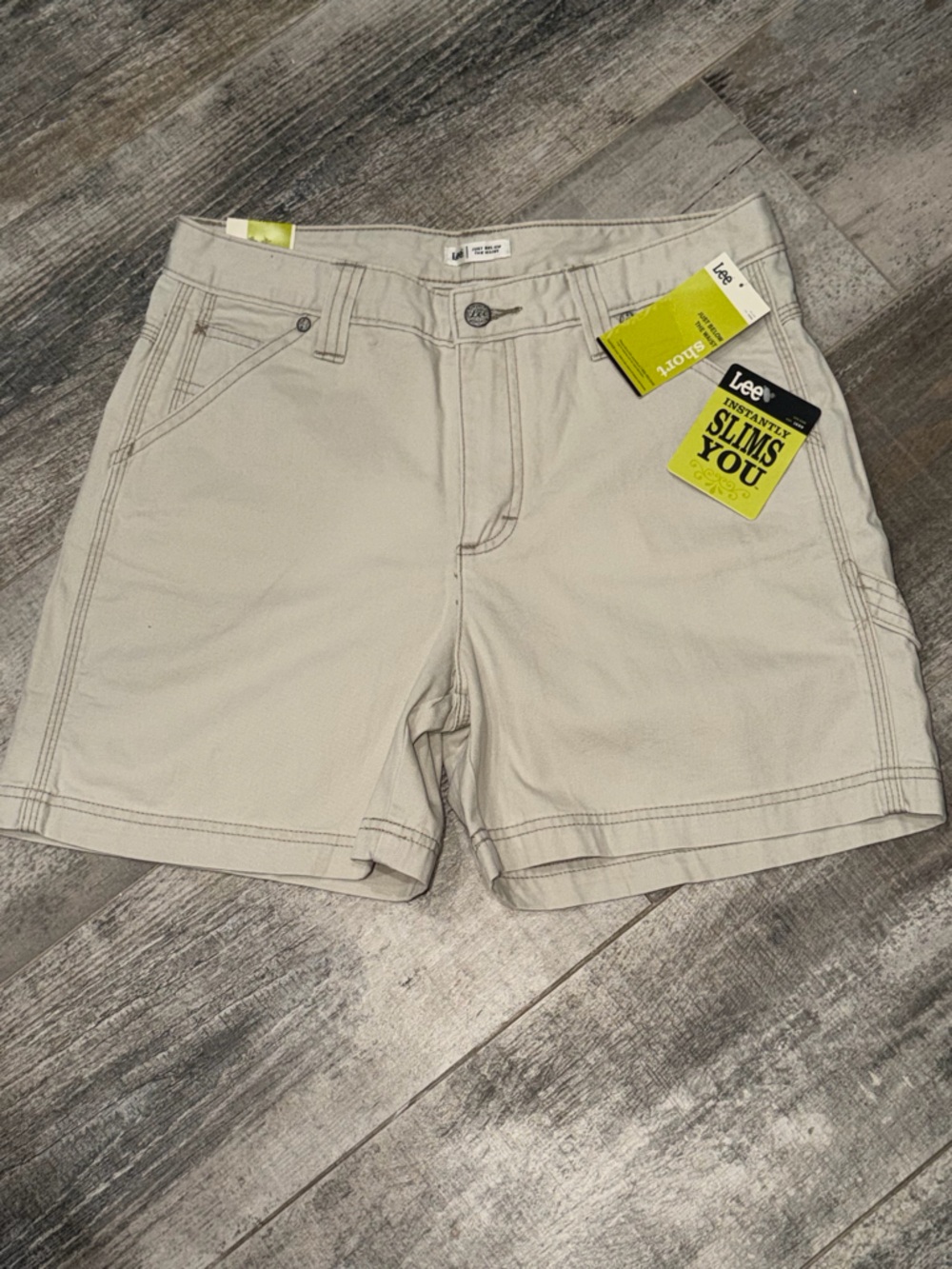 Lee Women's Light Tan Jean Carpenter Shorts size 8